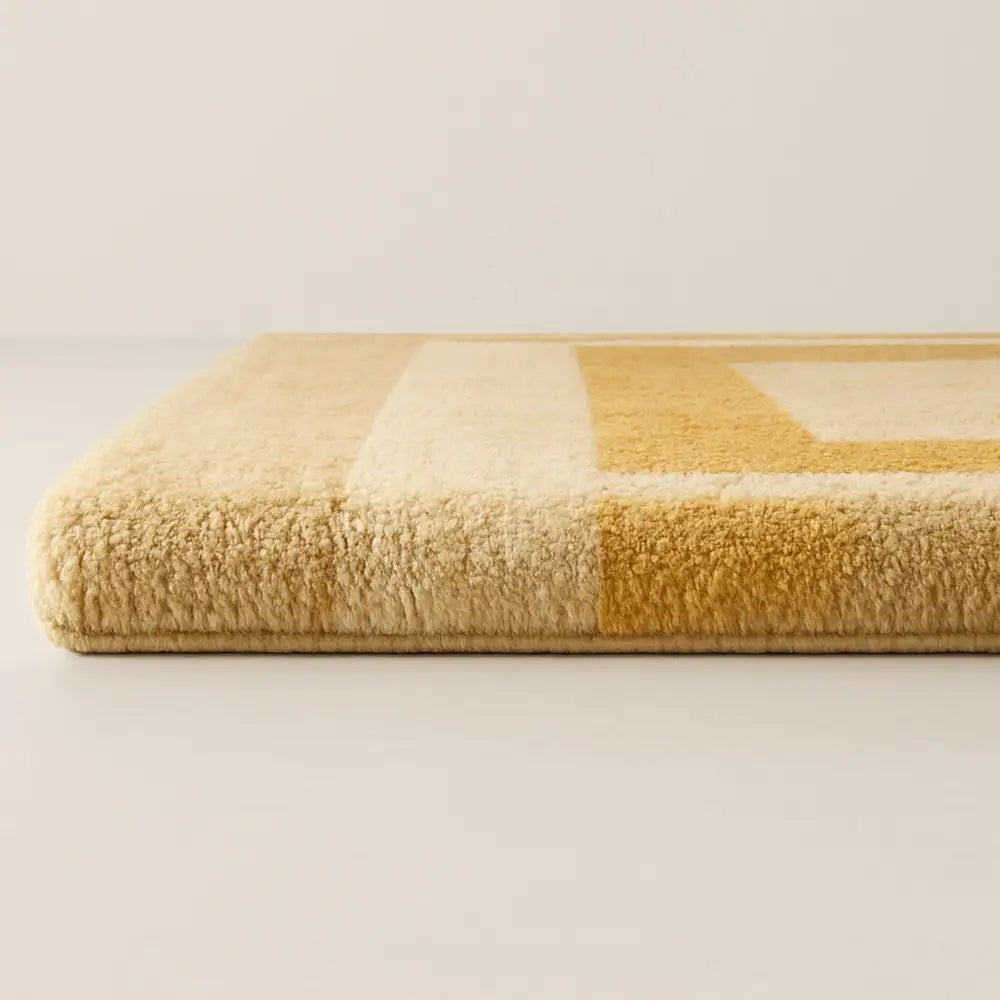 Kollektionsbanner/-bild: Hochflor-Teppiche © Daniel Khademi, Jupiter Intl.