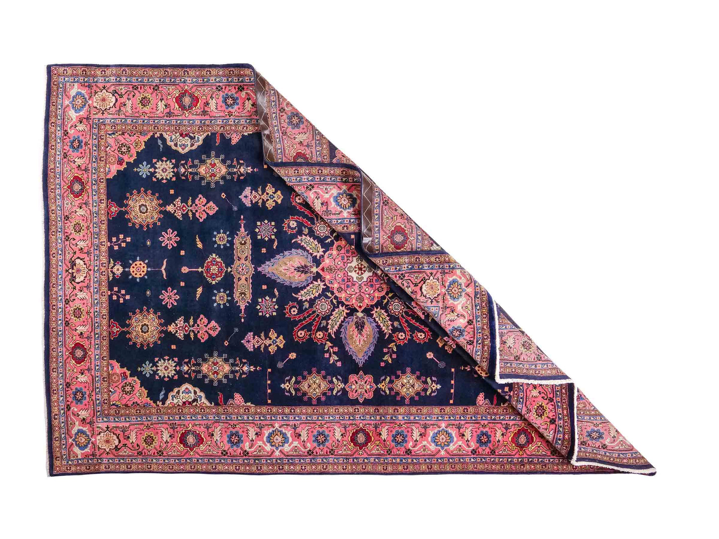 Handgeknüpfter Indo Sarough Orientteppich von Khademi aus Wolle, dunkelblau, rosa. Klassisches Medaillon. Traditionell von Hand geknüpft in Indien. Größe: 298 cm x 196 cm. Teppichnummer: SB3-1179 | Jupiter Intl.