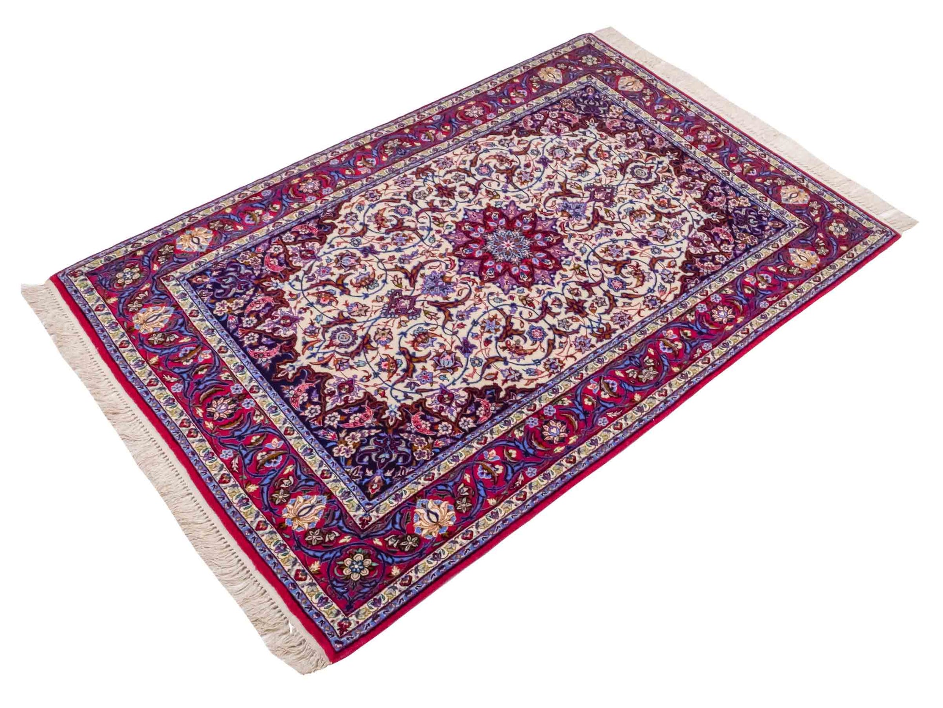 Handgeknüpfter Isfahan Perserteppich von Khademi aus Wolle mit Seide, rot-weiß. Feiner, persischer Teppich mit Medaillon. Orientteppich, geknüpft in Iran. Größe: 166 x 104 cm. Teppichnummer: SB3-1067 | Jupiter In