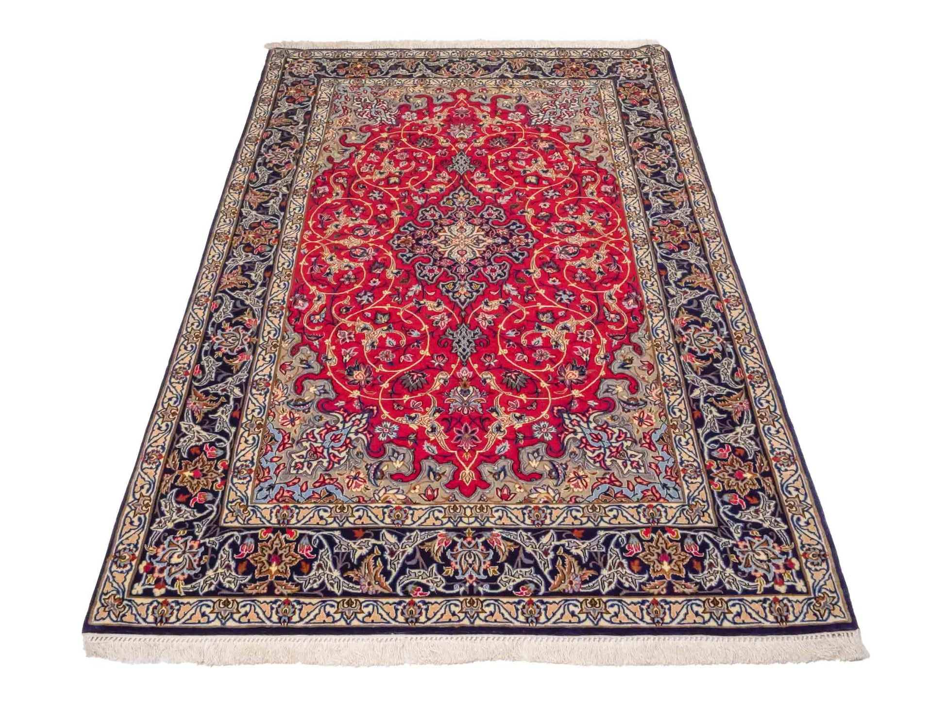 Handgeknüpfter Isfahan Perserteppich von Khademi aus Wolle mit Seide, rot, navy. Feiner, persischer Teppich mit Medaillon. Orientteppich, von Hand geknüpft in Iran. Größe: 171 x 107 cm. Teppichnummer: DB3-1050. Verkauf durch Jupiter Intl.