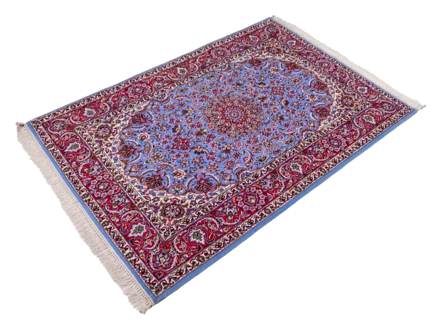 Handgeknüpfter Isfahan Perserteppich von Khademi aus Wolle mit Seide, blau, rot. Feiner, persischer Teppich mit Medaillon. Orientteppich, von Hand geknüpft in Iran. Größe: 171 x 113 cm. Teppichnummer: DB3-1051. Verkauf durch Jupiter Intl.