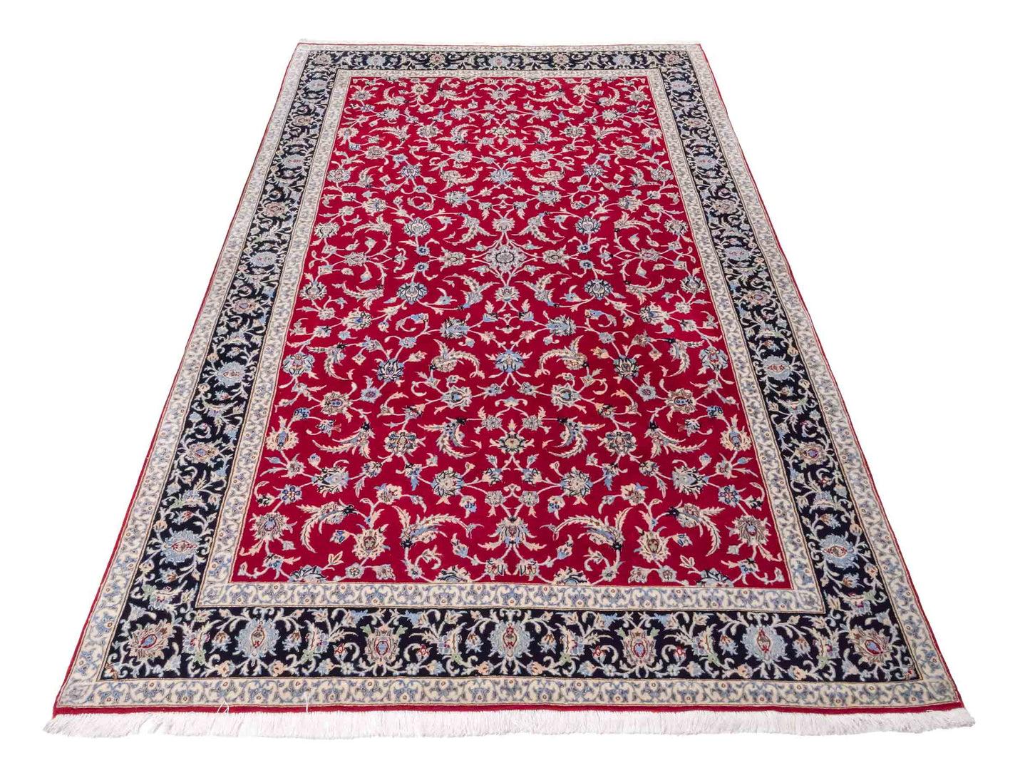 Handgeknüpfter Isfahan Perserteppich von Khademi aus Wolle mit Seide, rot-navy-blau. Feiner, persischer Teppich mit Allover-Motiv. Orientteppich, geknüpft in Iran. Größe: 235 x 145 cm. Teppichnummer: SB3-1092 | Jupiter Intl