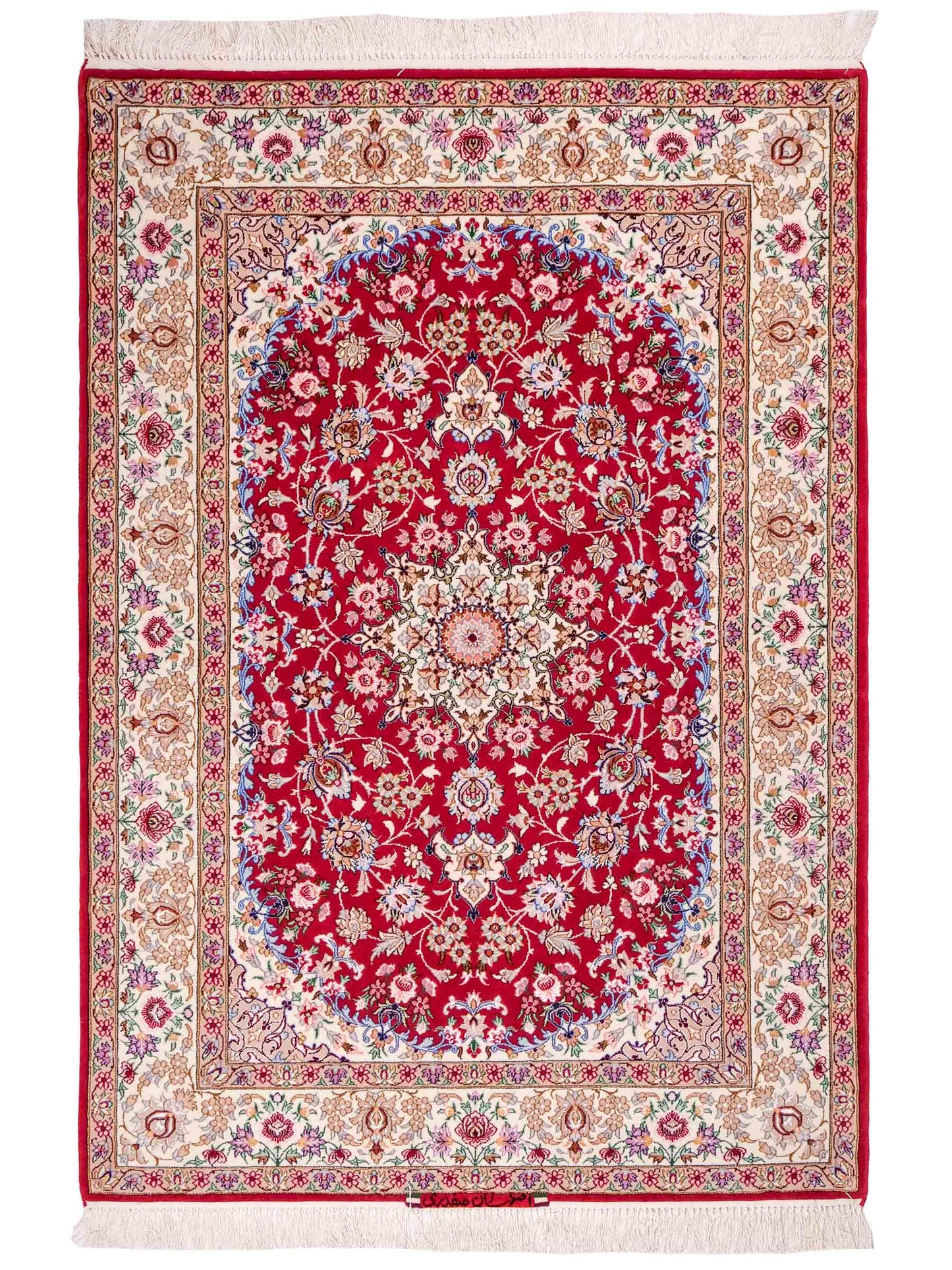 Handgeknüpfter "Safdari" Isfahan Perserteppich von Khademi aus Wolle mit Seide, rot-cremeweiß. Feiner, persischer Teppich mit Medaillon, signiert. Orientteppich, handgeknüpft in Iran. Größe: 163 x 111 cm. Teppichnummer: DB3-1048 Jupiter Intl.