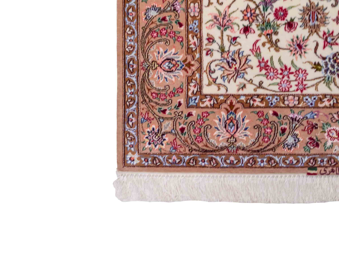 Handgeknüpfter "Mazaheri" Isfahan Perserteppich von Khademi aus Wolle mit Seide, beige, creme. Feiner, persischer Teppich mit Medaillon, signiert. Orientteppich handgeknüpft in Iran. Größe: 163 x 112 cm. Teppichnummer: DB3-1046 Jupiter Intl.