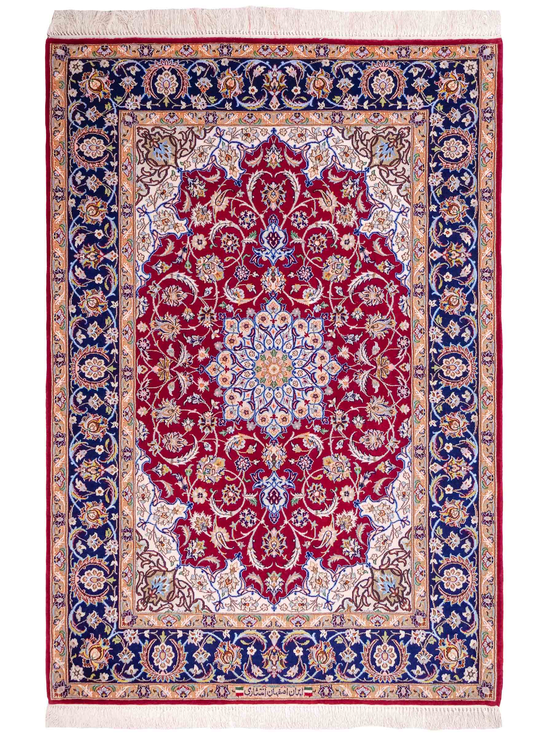 Handgeknüpfter "Entezari" Isfahan Perserteppich von Khademi aus Wolle mit Seide, rot. Feiner, persischer Teppich mit Medaillon, signiert. Orientteppich, geknüpft in Iran. Größe: 165 x 113 cm. Teppichnummer: SB3-1060 | Jupiter Intl.