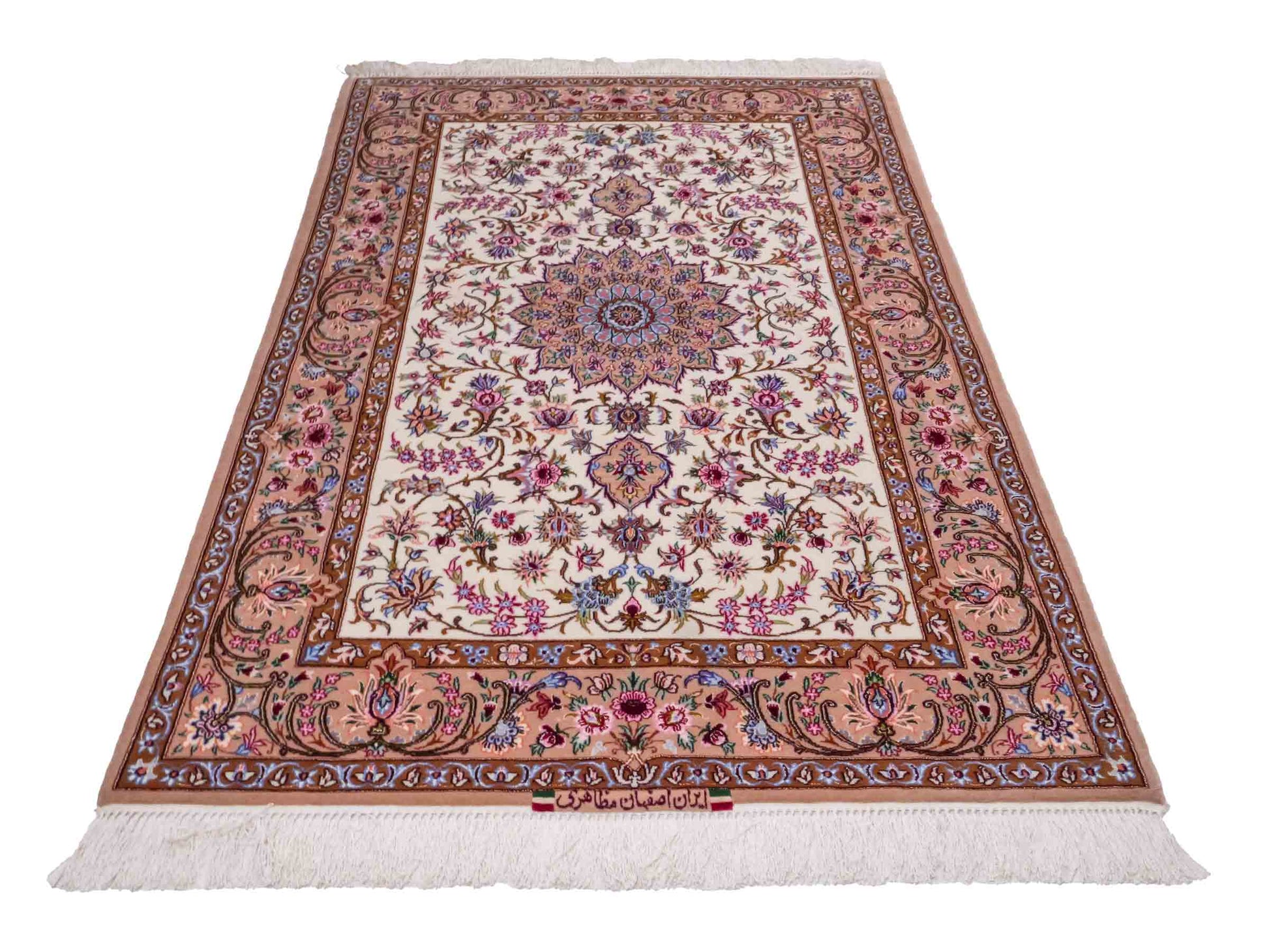 Handgeknüpfter "Mazaheri" Isfahan Perserteppich von Khademi aus Wolle & Seide, beige, cremeweiß. Persischer Teppich mit Medaillon, signiert, fein. Orientteppich geknüpft in Iran. Größe: 166 cm x 107 cm. Teppichnummer: DB3-1006 | Jupiter Intl.