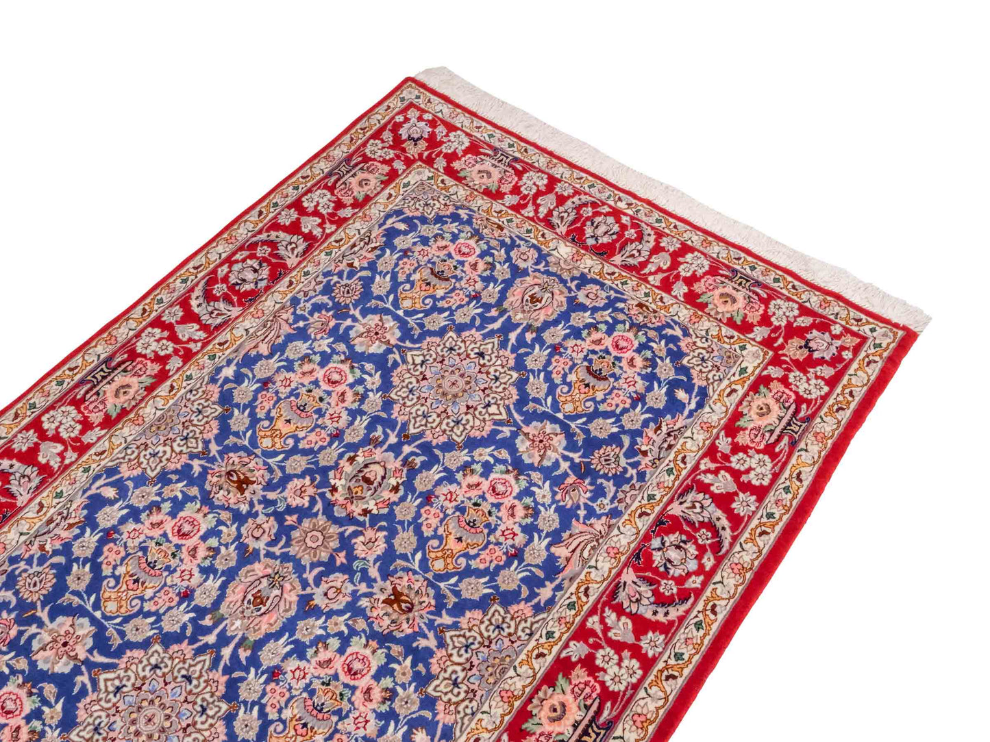 Handgeknüpfter "Javad Eslimi" Isfahan Perserteppich von Khademi aus Wolle mit Seide, blau-rot Feiner, persischer Teppich mit Allover-Motiv, signiert. Orientteppich, geknüpft in Iran. Größe: 169 x 107 cm. Teppichnummer: SB3-1064 | Jupiter In