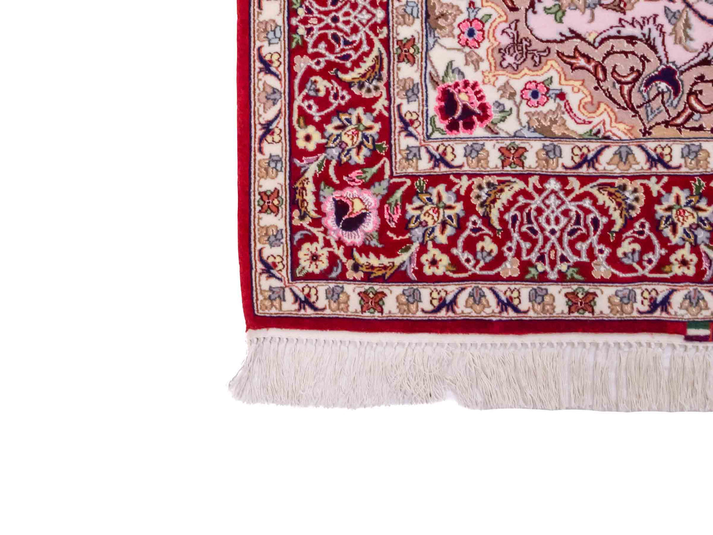 Handgeknüpfter "Entezari" Isfahan Perserteppich von Khademi aus Wolle mit Seide, rot-rosa. Feiner, persischer Teppich mit Medaillon, signiert. Orientteppich, von Hand geknüpft in Iran. Größe: 169 x 110 cm. Teppichnummer: DB3-1032 Jupiter Intl.