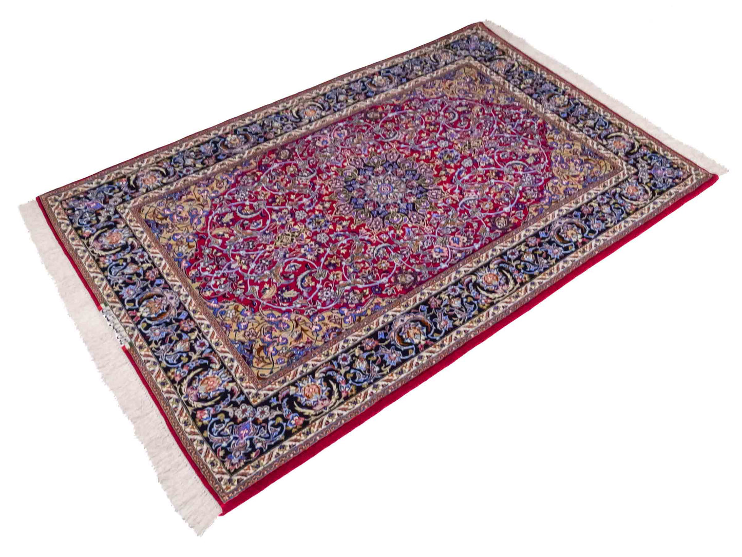 Handgeknüpfter "Entezari" Isfahan Perserteppich von Khademi aus Wolle mit Seide, rot-blau. Feiner, persischer Teppich mit Medaillon, signiert. Orientteppich, von Hand geknüpft in Iran. Größe: 169 x 112 cm. Teppichnummer: DB3-1031 Jupiter Intl.