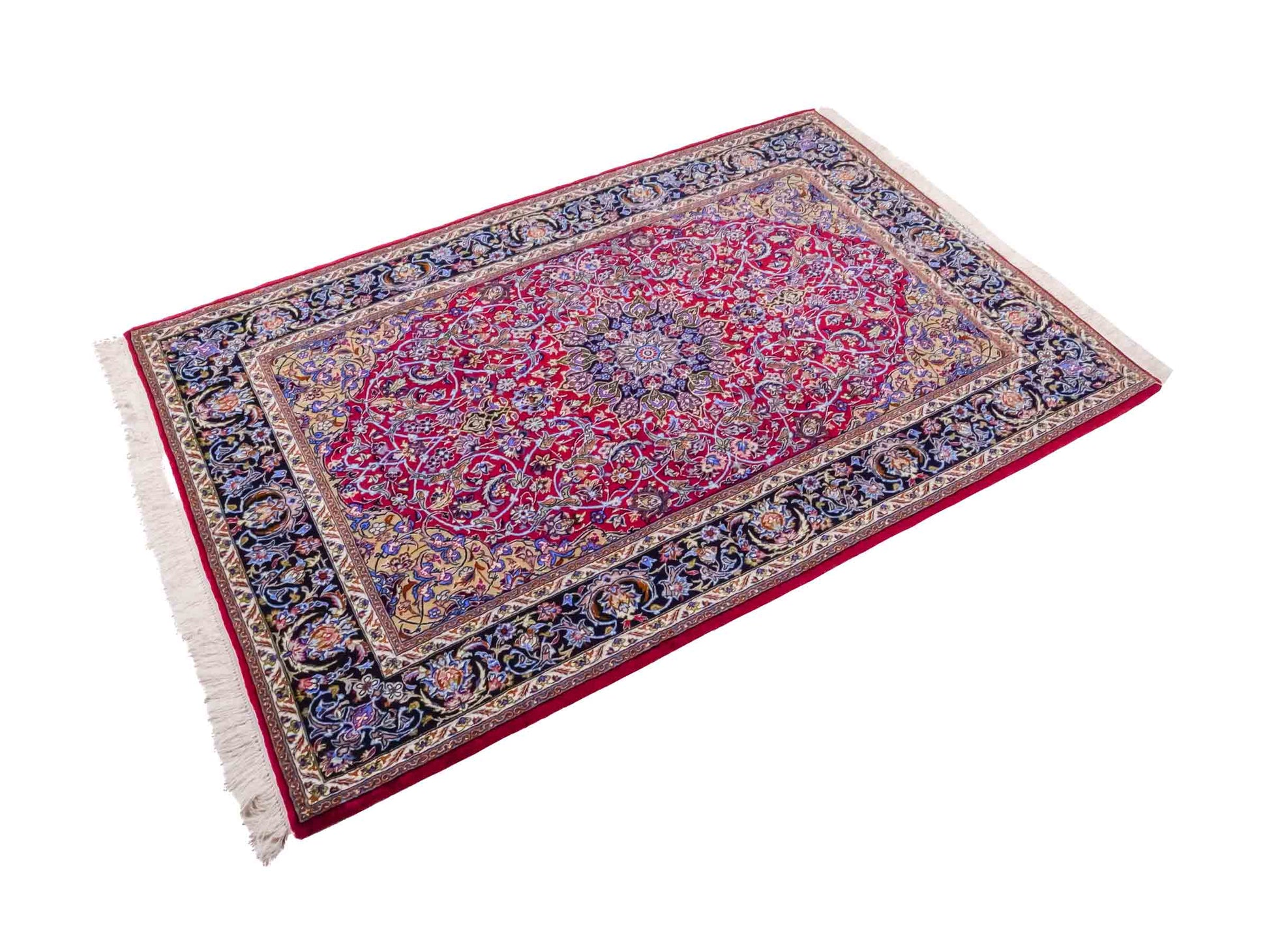Handgeknüpfter "Entezari" Isfahan Perserteppich von Khademi aus Wolle mit Seide, rot-blau. Feiner, persischer Teppich mit Medaillon, signiert. Orientteppich, von Hand geknüpft in Iran. Größe: 169 x 112 cm. Teppichnummer: DB3-1031 Jupiter Intl.