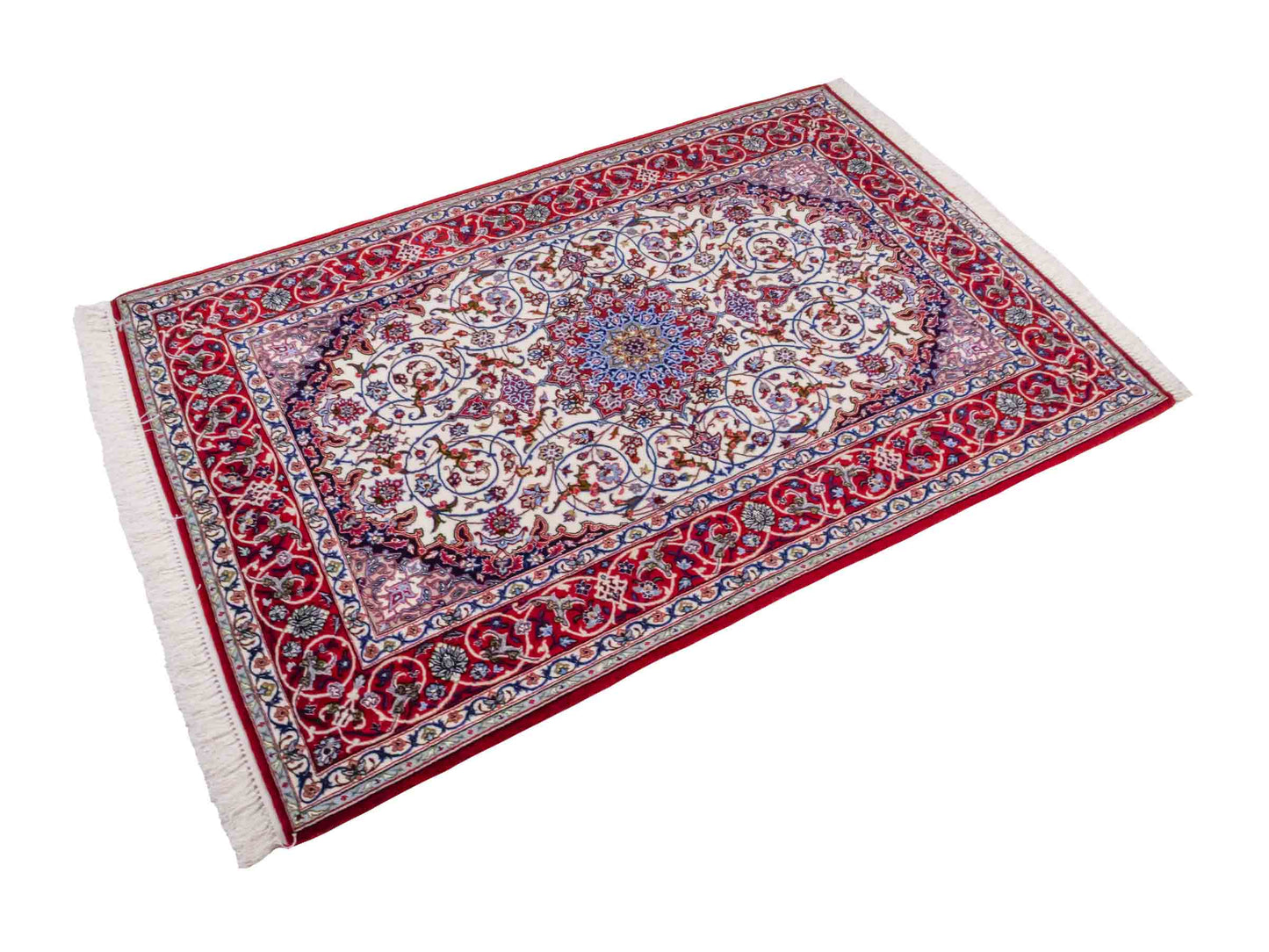 Handgeknüpfter "Seyrafian" Isfahan Perserteppich von Khademi aus Wolle mit Seide, rot-weiß. Feiner, persischer Teppich mit Medaillon, signiert. Orientteppich, geknüpft in Iran. Größe: 169 x 116 cm. Teppichnummer: SB3-1071 | Jupiter In