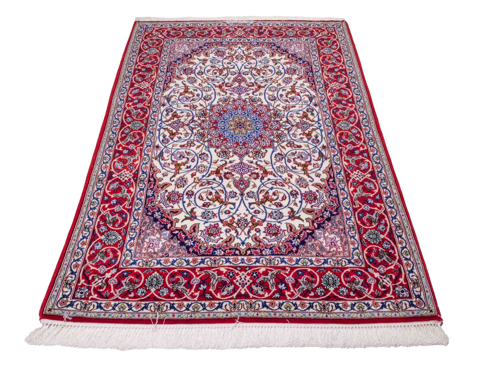 Handgeknüpfter "Seyrafian" Isfahan Perserteppich von Khademi aus Wolle mit Seide, rot-weiß. Feiner, persischer Teppich mit Medaillon, signiert. Orientteppich, geknüpft in Iran. Größe: 169 x 116 cm. Teppichnummer: SB3-1071 | Jupiter In