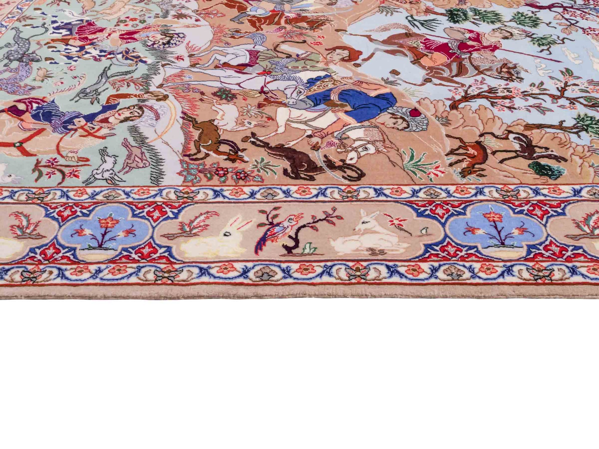 Handgeknüpfter "Emadi" Isfahan Perserteppich von Khademi aus Wolle mit Seide, beige-blau. Feiner, persischer Teppich mit Jagdmotiv, signiert. Orientteppich, geknüpft in Iran. Größe: 176 x 132 cm. Teppichnummer: SB3-1140 | Jupiter In