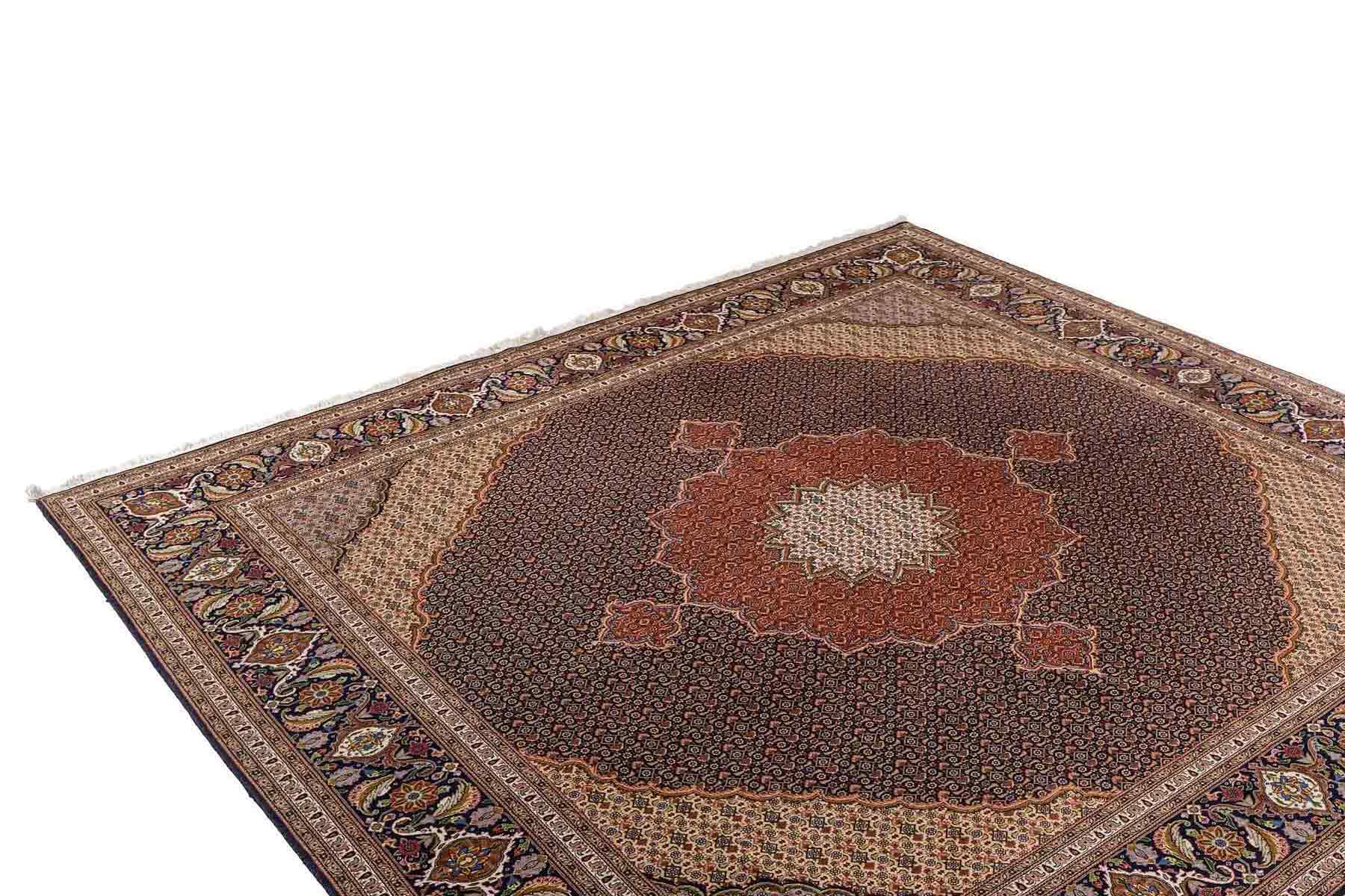 Tabriz Mahi Rugs