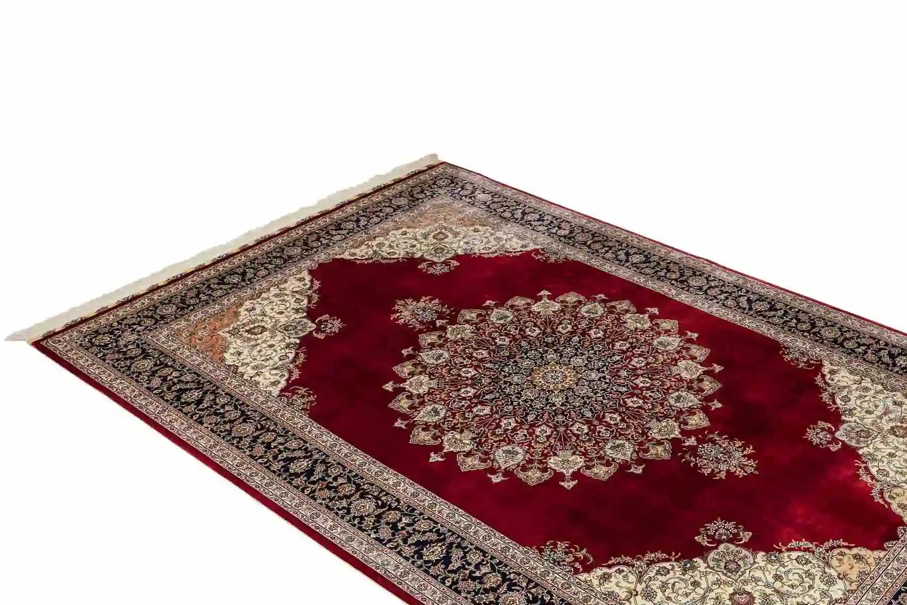 Kollektionsbanner: Klassische Teppichmotive - Spiegel © Daniel Khademi, Jupiter Intl.