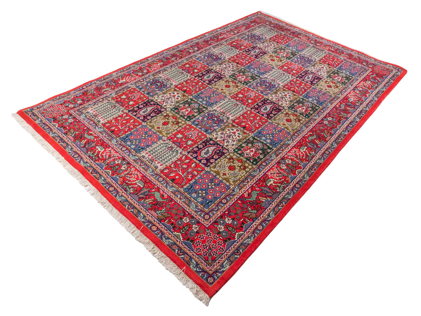 Handgeknüpfter Moud Perserteppich von Khademi aus Wolle, rot-mehrfarbig. Feiner, persischer Teppich mit Feldmuster. Orientteppich, geknüpft in Iran. Größe: 296 x 187 cm. Teppichnummer: SB3-1176 | Jupiter Intl