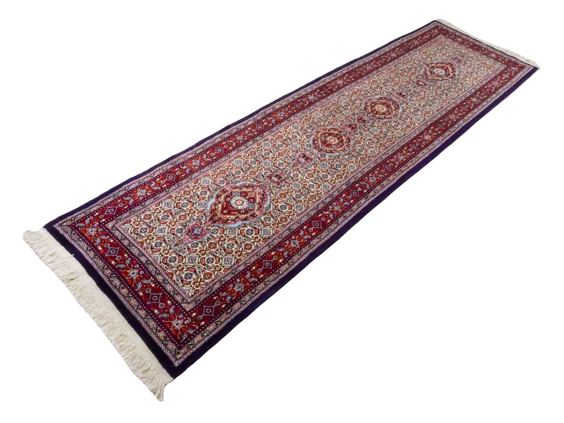 Handgeknüpfter Moud Läufer-Perserteppich von Khademi aus Wolle, blau, rot, creme. Klassisches Medaillon-Design. Traditionell von Hand geknüpft in Iran / Persien. Größe: 296 cm x 85 cm. Teppichnummer: RB3-1072. Verkauf durch Jupiter Intl.