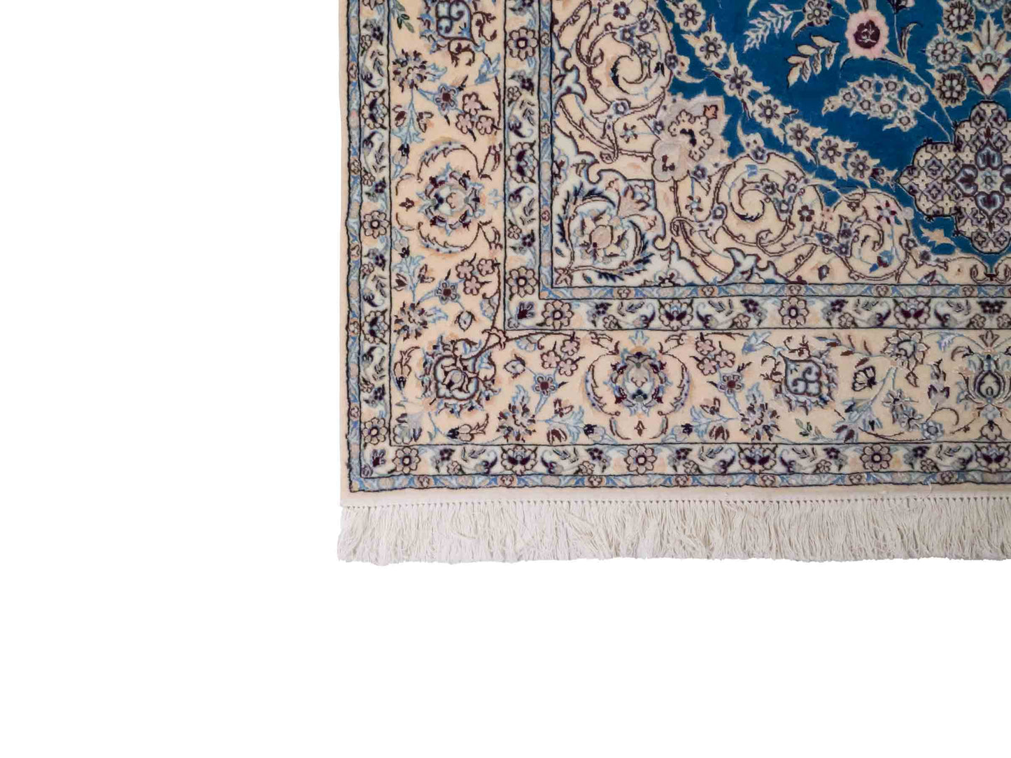 Handgeknüpfter Nain 6La Perserteppich von Khademi aus Wolle mit Seide, blau, weiß. Klassisches Medaillon-Design. Traditionell von Hand geknüpft in Iran / Persien. Größe: 244 cm x 155 cm. Teppichnummer: RB3-1097. Verkauf durch Jupiter Intl.