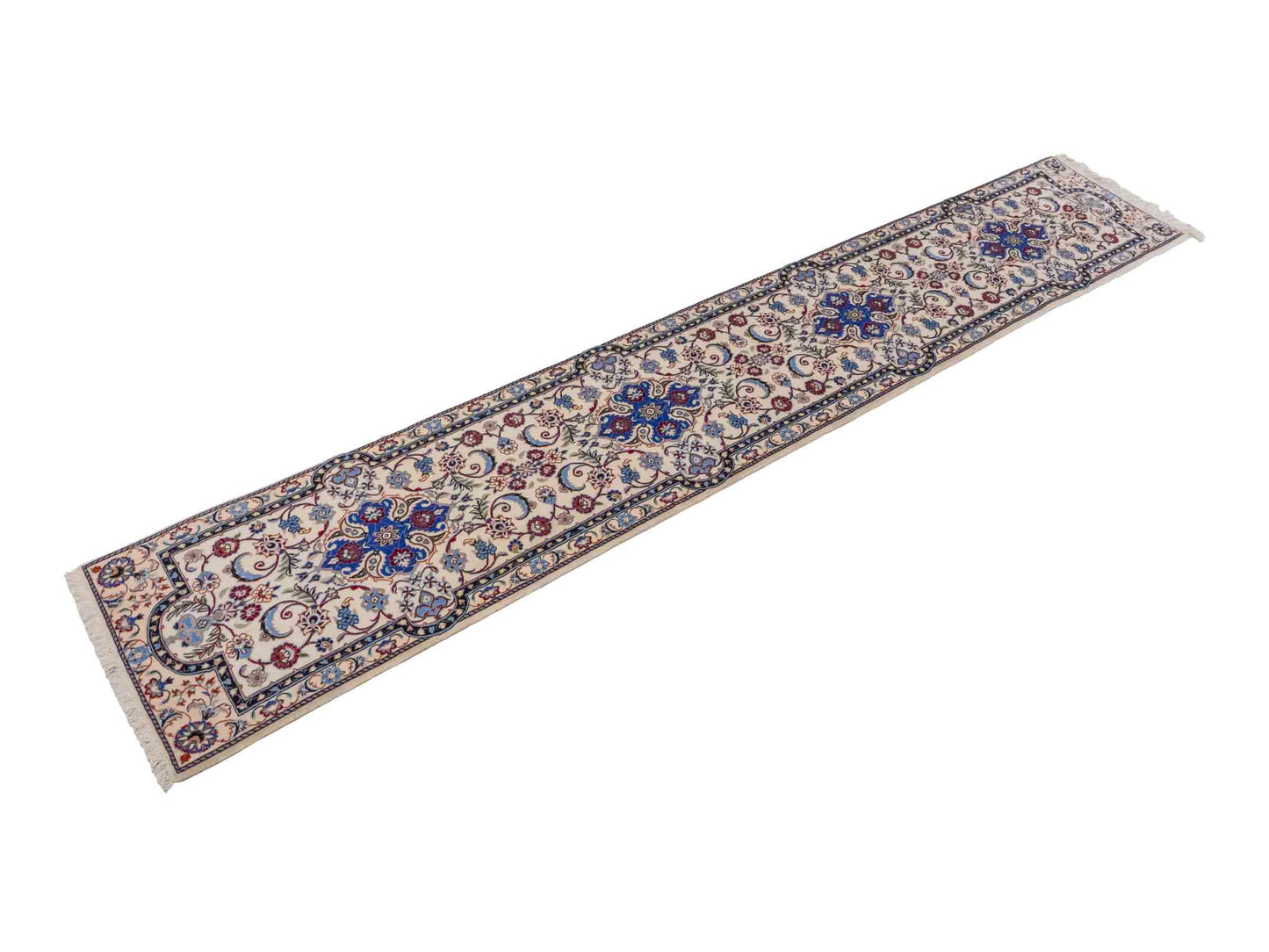 Handgeknüpfter Nain 6La Läufer-Perserteppich von Khademi aus Wolle mit Seide, cremeweiß. Persischer Teppich, durchgemustert. Von Hand geknüpft in Iran. Größe: 280 cm x 50 cm. Teppichnummer: DB3-1001. Verkauf durch Jupiter Intl.