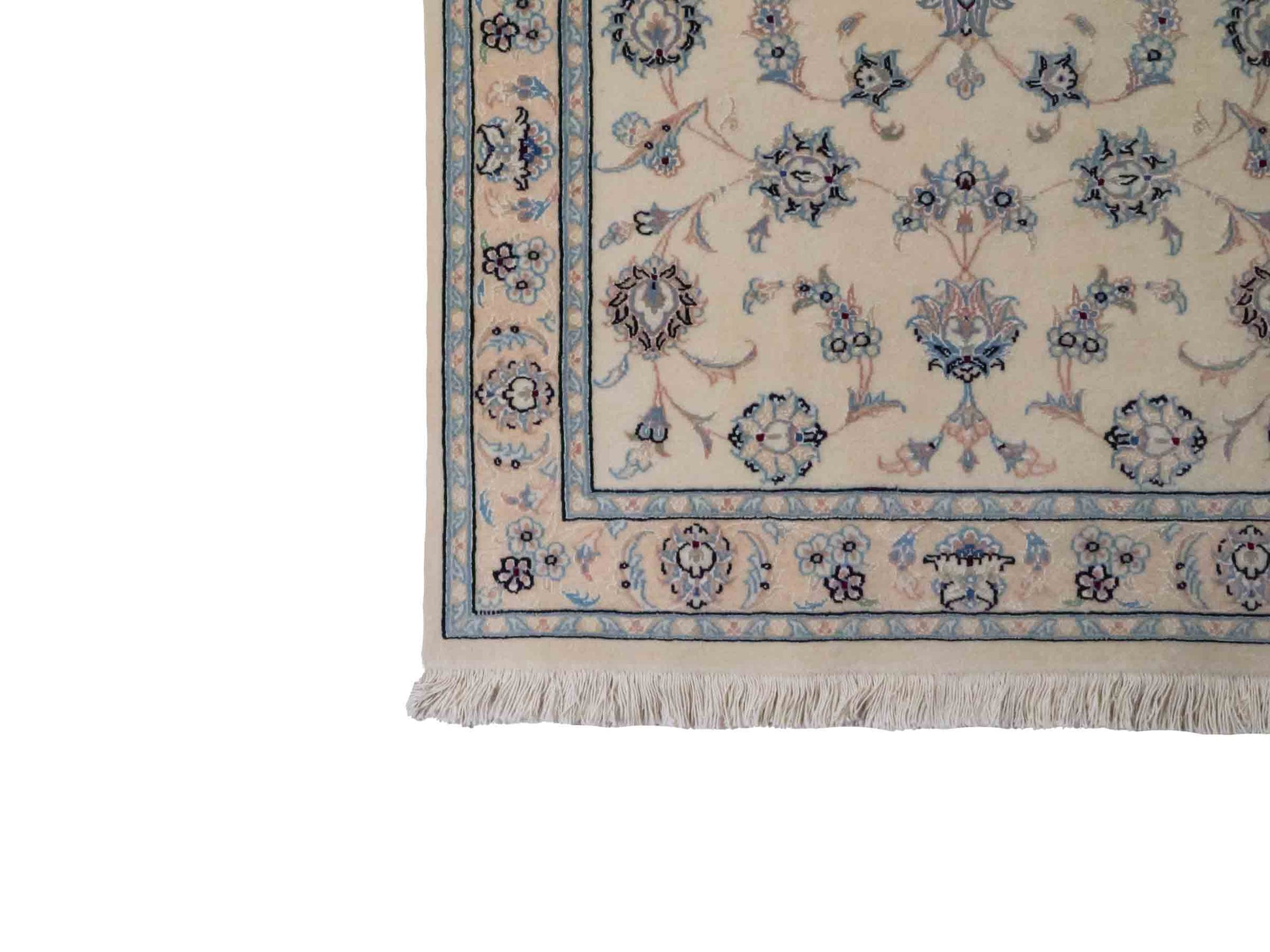 Handgeknüpfter Nain 9La Läufer-Perserteppich von Khademi aus Wolle mit Seide, cremeweiß. Klassisches Allover-Design. Traditionell von Hand geknüpft in Iran / Persien. Größe: 346 cm x 89 cm. Teppichnummer: RB3-1087. Verkauf durch Jupiter Intl.