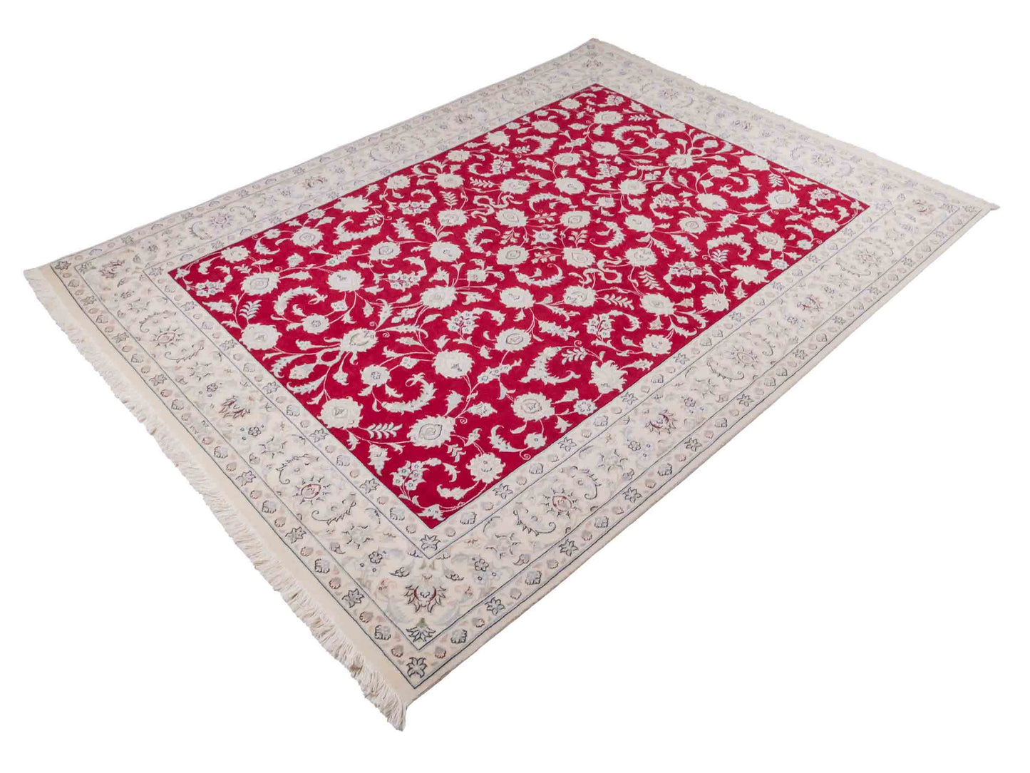 Handgeknüpfter Nain 9La Perserteppich von Khademi aus Wolle mit Seide, signiert, rot-elfenbein-weiß. Persischer Orientteppich mit Allover-Motiv. Von Hand geknüpft in Iran / Persien. Größe: 232 x 170 cm. Teppichnummer: SB3-1084 | Jupiter Intl.