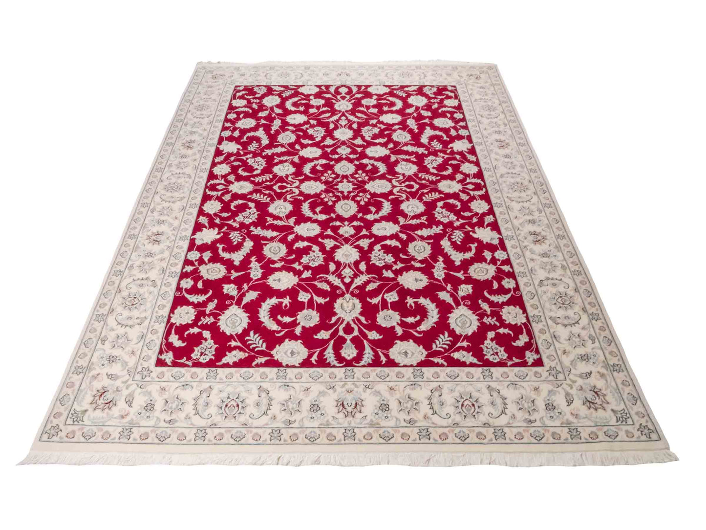 Handgeknüpfter Nain 9La Perserteppich von Khademi aus Wolle mit Seide, signiert, rot-elfenbein-weiß. Persischer Orientteppich mit Allover-Motiv. Von Hand geknüpft in Iran / Persien. Größe: 232 x 170 cm. Teppichnummer: SB3-1084 | Jupiter Intl.