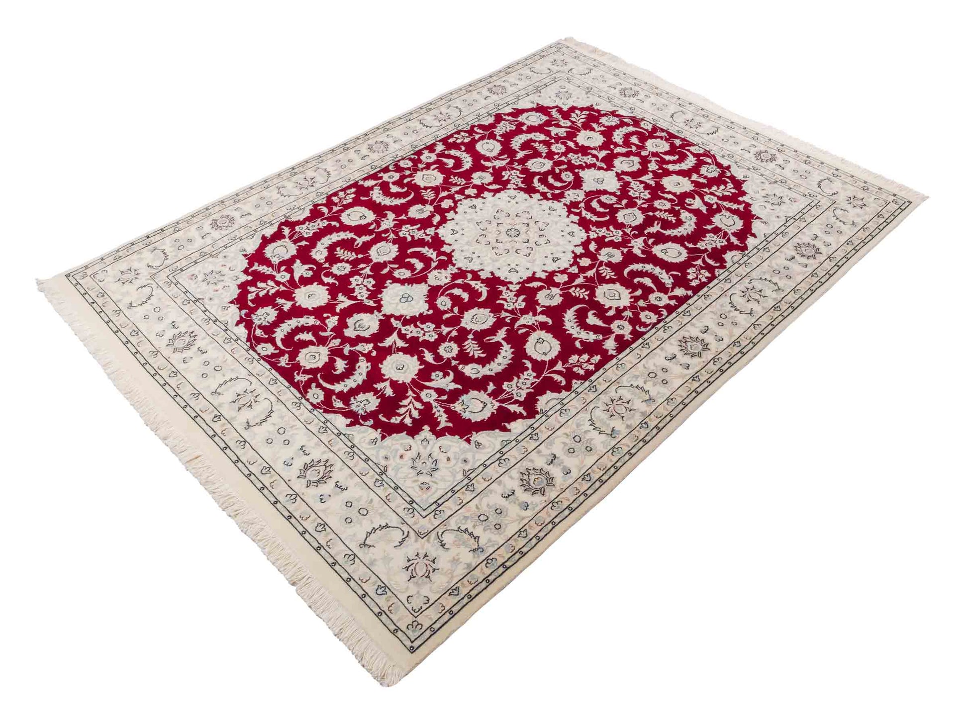 Handgeknüpfter Nain 9La Perserteppich von Khademi aus Wolle mit Seide, rot-elfenbein-weiß. Persischer Orientteppich mit Medaillon. Von Hand geknüpft in Iran / Persien. Größe: 208 cm x 150 cm. Teppichnummer: SB3-1126 | Jupiter Intl.