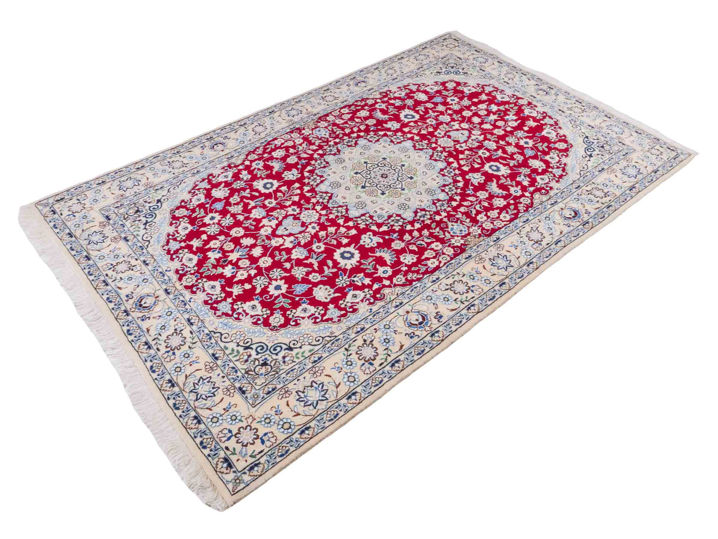 Handgeknüpfter Nain 9La Perserteppich von Khademi aus Wolle mit Seide, rot-elfenbein-weiß. Persischer Orientteppich mit Medaillon. Von Hand geknüpft in Iran / Persien. Größe: 209 cm x 131 cm. Teppichnummer: SB3-1093 | Jupiter Intl.