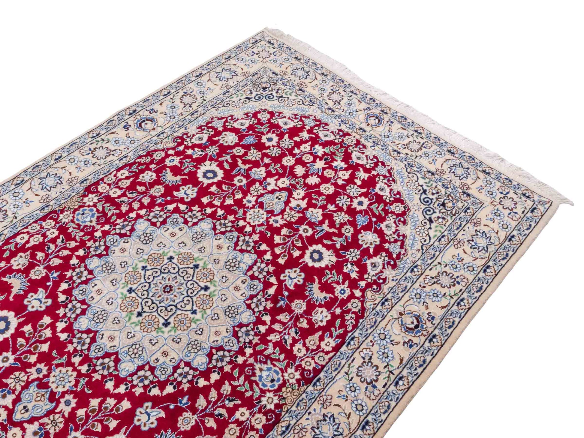 Handgeknüpfter Nain 9La Perserteppich von Khademi aus Wolle mit Seide, rot-elfenbein-weiß. Persischer Orientteppich mit Medaillon. Von Hand geknüpft in Iran / Persien. Größe: 209 cm x 131 cm. Teppichnummer: SB3-1093 | Jupiter Intl.