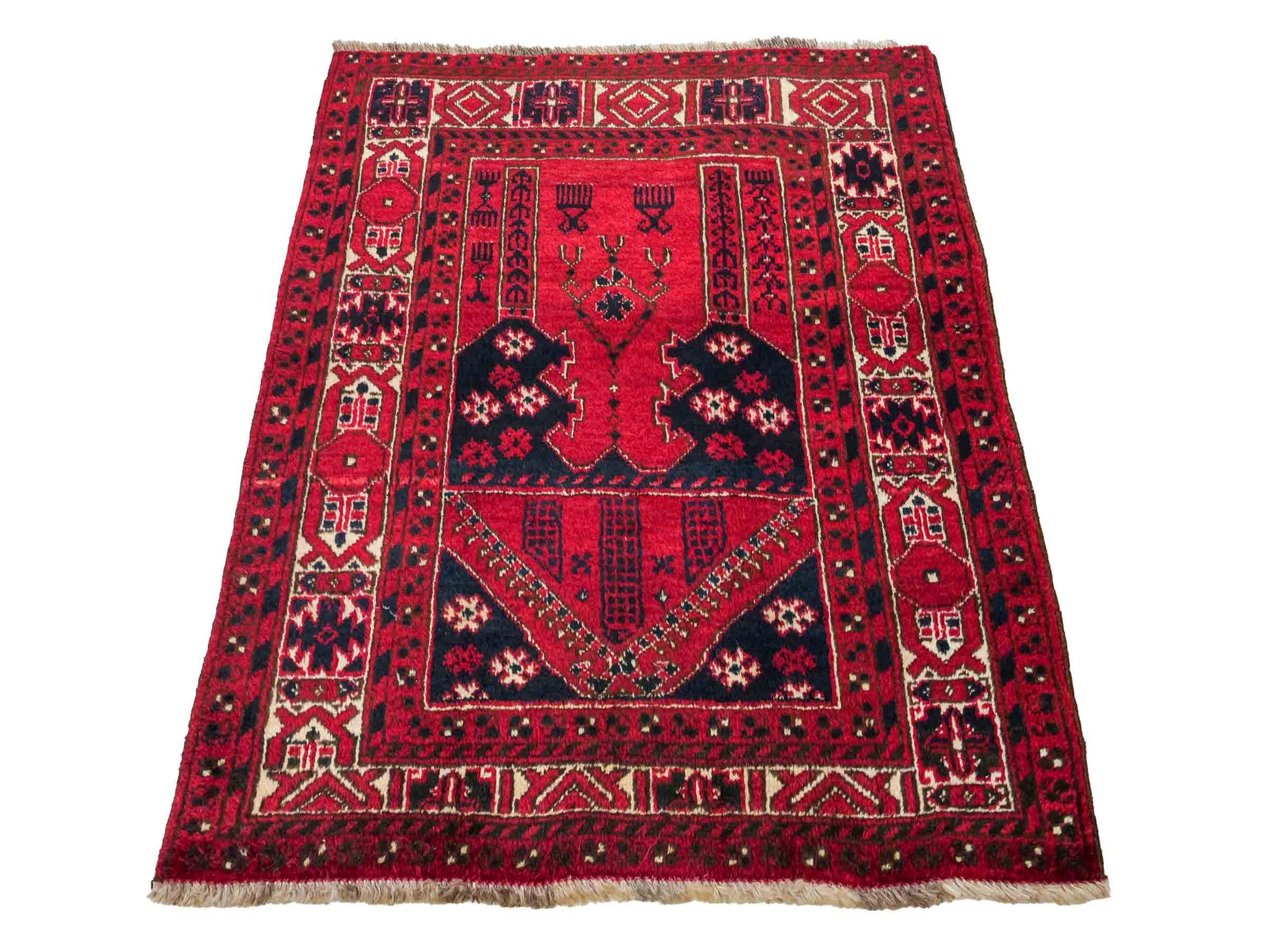 Antiker, handgeknüpfter, afghanischer Belutsch Nomadenteppich aus Wolle von Khademi. Größe: 109 x 85 cm. Farbe: Rot. Verkauf durch JUPITER Intl.