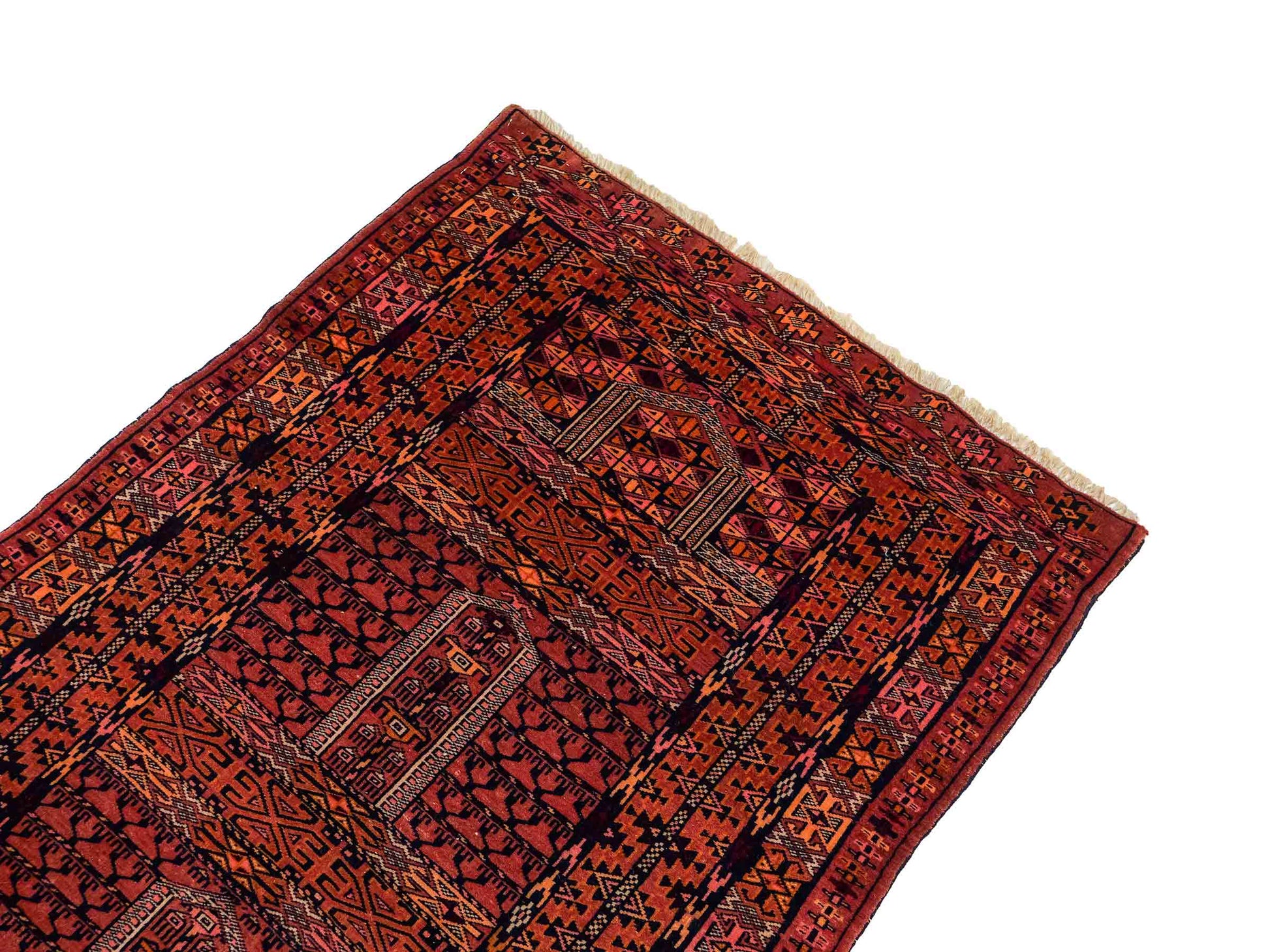 Antiker, handgeknüpfter, afghanischer Belutsch Nomadenteppich aus Wolle von Khademi. Größe: 121 x 90 cm. Farbe: Braun, orange. Verkauf durch JUPITER Intl.