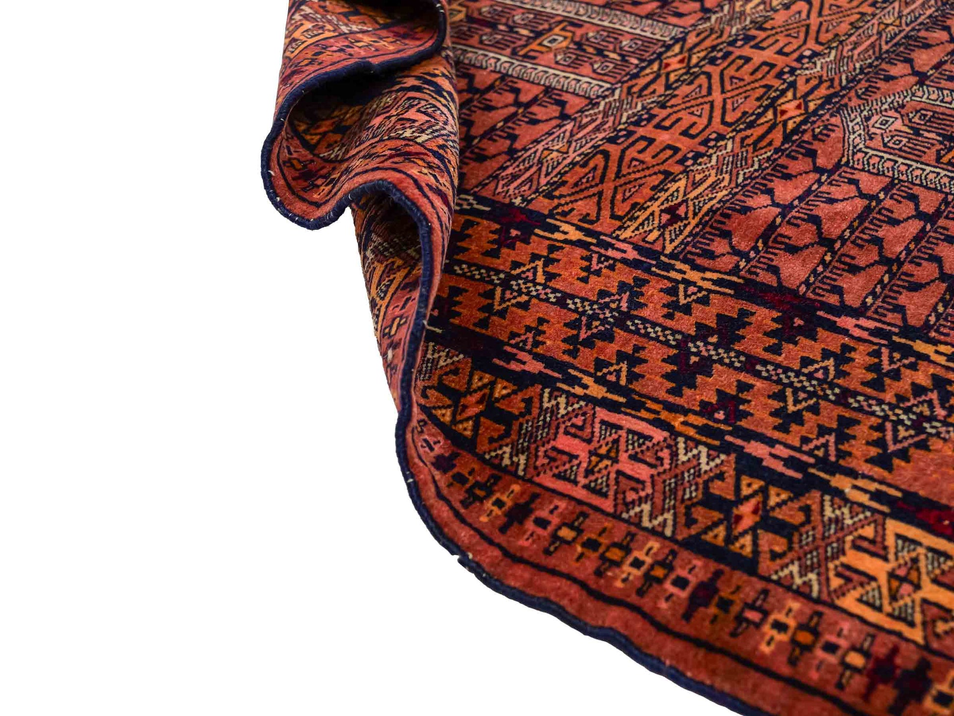 Antiker, handgeknüpfter, afghanischer Belutsch Nomadenteppich aus Wolle von Khademi. Größe: 121 x 90 cm. Farbe: Braun, orange. Verkauf durch JUPITER Intl.