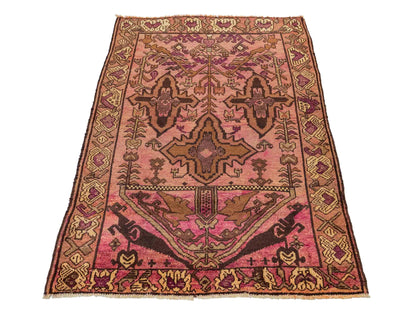 Antiker, handgeknüpfter, afghanischer Belutsch Nomadenteppich aus Wolle von Khademi. Größe: 130 x 92 cm. Farbe: Rot. Verkauf durch JUPITER Intl.