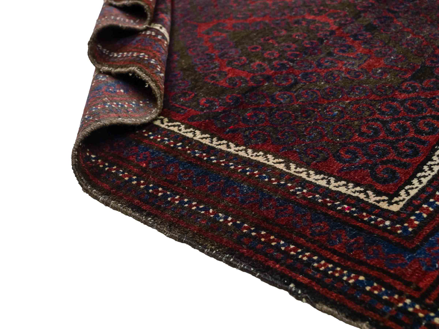 Antiker, handgeknüpfter, afghanischer Belutsch Nomadenteppich aus Wolle von Khademi. Größe: 136 x 94 cm. Farbe: Rot, braun, blau. Verkauf durch JUPITER Intl.