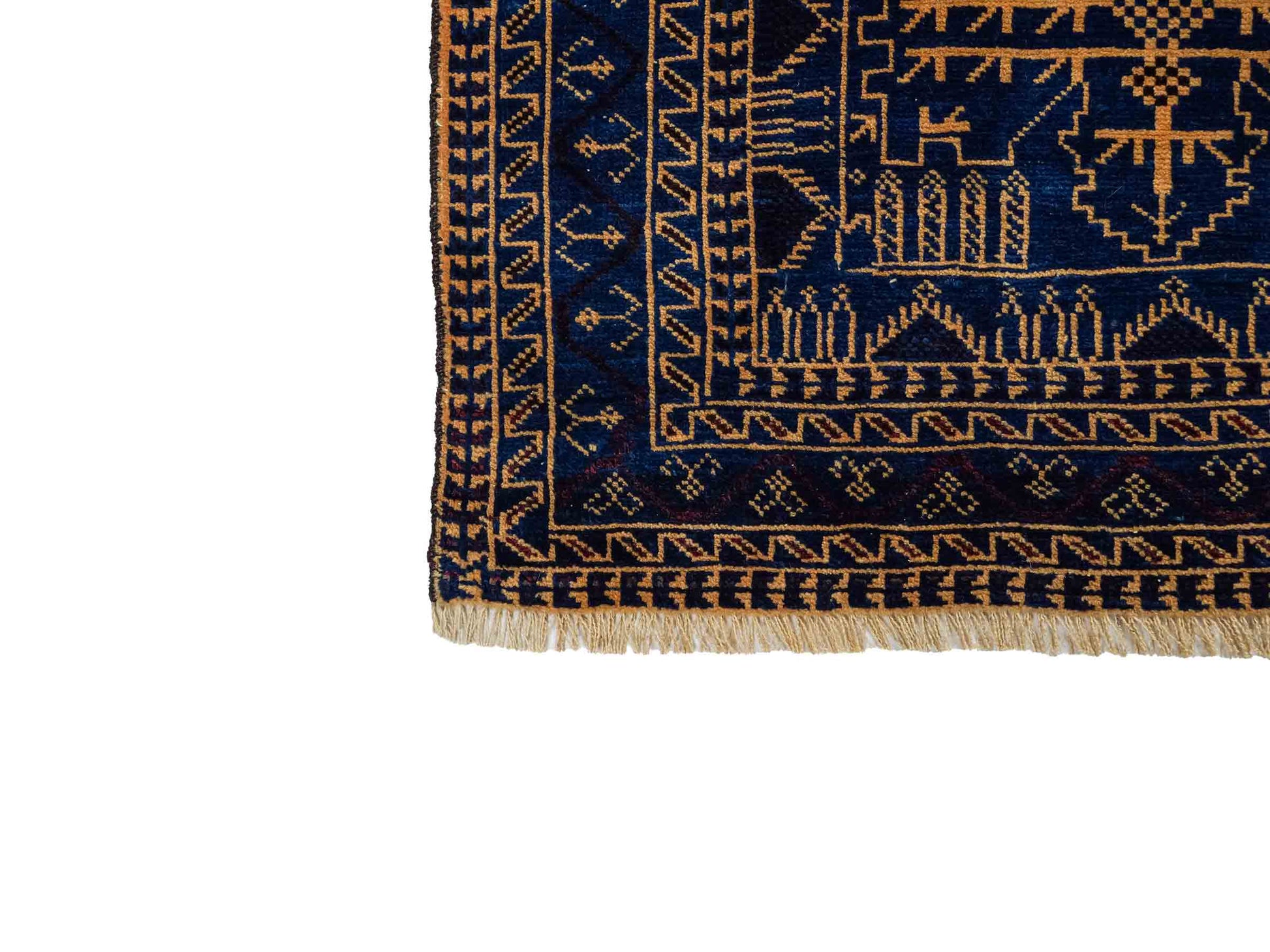 Antiker, handgeknüpfter, afghanischer Belutsch Nomadenteppich aus Wolle von Khademi. Größe: 139 x 89 cm. Farbe: Blau, gold. Verkauf durch JUPITER Intl.