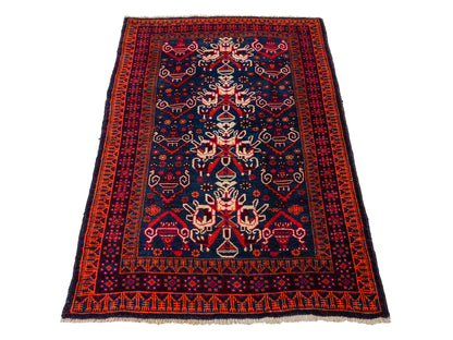 Antiker, handgeknüpfter, afghanischer Belutsch Nomadenteppich aus Wolle von Khademi. Größe: 157 x 98 cm. Farbe: Blau, rot. Verkauf durch JUPITER Intl.
