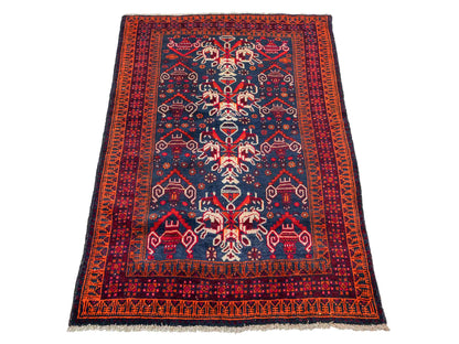 Antiker, handgeknüpfter, afghanischer Belutsch Nomadenteppich aus Wolle von Khademi. Größe: 157 x 98 cm. Farbe: Blau, rot. Verkauf durch JUPITER Intl.