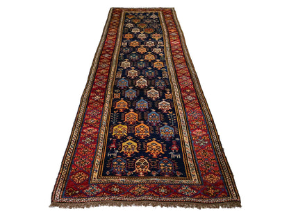 Sehr feiner, handgeknüpfter, antiker, persischer Ghashghai Nomadenteppich aus Wolle von Khademi. Farbe: Blau, rot, beige, cremeweiß. Größe: 346 x 115 cm. Form: Läufer. Vertrieb durch JUPITER Intl.
