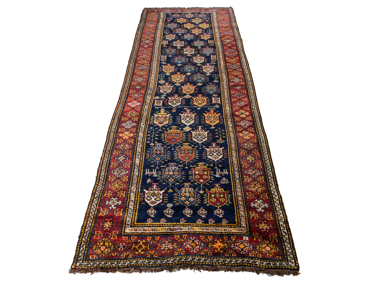 Sehr feiner, handgeknüpfter, antiker, persischer Ghashghai Nomadenteppich aus Wolle von Khademi. Farbe: Blau, rot, beige, cremeweiß. Größe: 346 x 115 cm. Form: Läufer. Vertrieb durch JUPITER Intl.