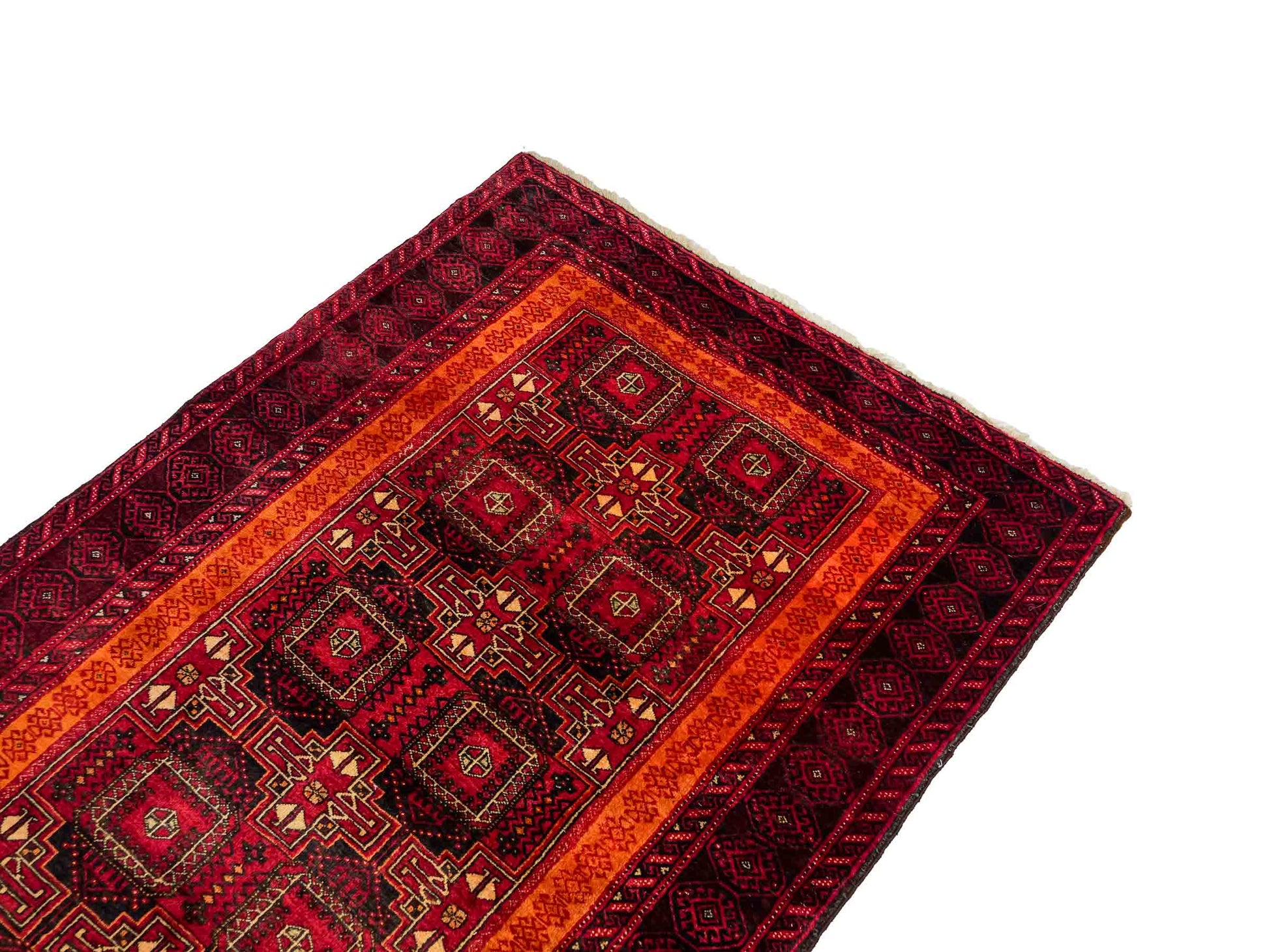 Handgeknüpfter, afghanischer, semi-antiker Belutsch Nomadenteppich aus Wolle von Khademi. Größe: 185 x 100 cm. Farbe: Rot, orange. Verkauf durch JUPITER Intl.
