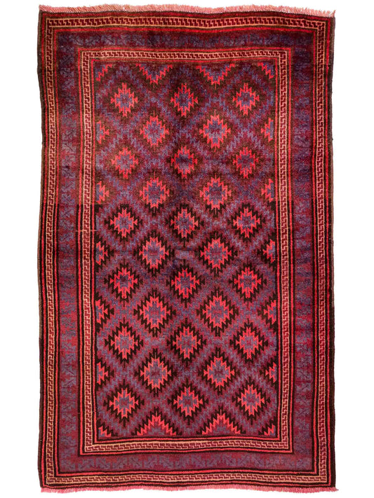 Handgeknüpfter, afghanischer Belutsch Nomadenteppich aus Wolle von Khademi. Größe: 180 x 121 cm. Farbe: Rot, blau. Verkauf durch JUPITER Intl.