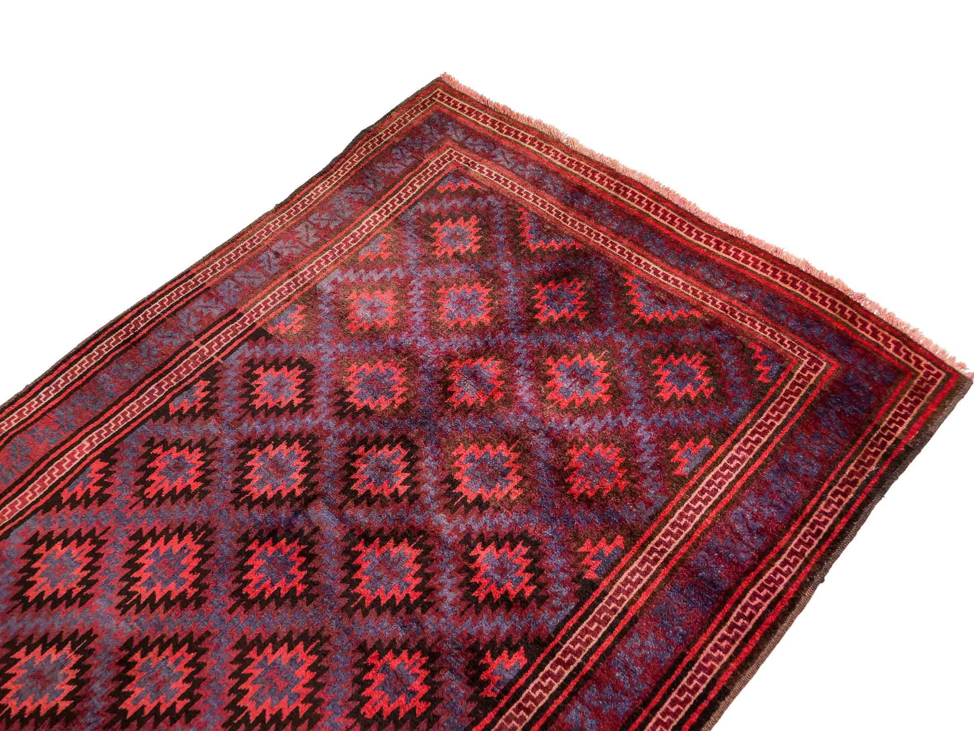 Handgeknüpfter, afghanischer Belutsch Nomadenteppich aus Wolle von Khademi. Größe: 180 x 121 cm. Farbe: Rot, blau. Verkauf durch JUPITER Intl.