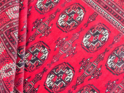Handgeknüpfter, afghanischer Turkaman Nomadenteppich aus Wolle von Khademi. Größe: 180 x 130 cm. Farbe: Rot. Verkauf durch JUPITER Intl.