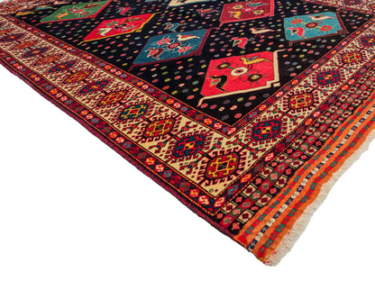 Feiner, handgeknüpfter, antiker Afghan Wollteppich von Khademi. Größe: 158 x 132 cm. Farbe: Blau, cremeweiß. Verkauf durch JUPITER Intl.