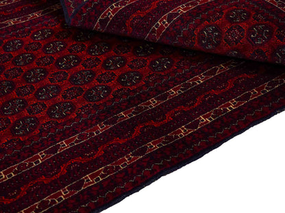 Feiner, handgeknüpfter Afghan Mauri Wollteppich von Khademi. Größe: 196 x 79 cm. Farbe: Rot, blau. Verkauf durch JUPITER Intl.