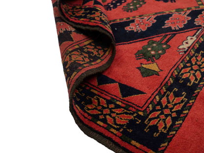 Feiner, handgeknüpfter Afghan Wollteppich von Khademi. Größe: 154 x 126 cm. Farbe: Rot. Verkauf durch JUPITER Intl.
