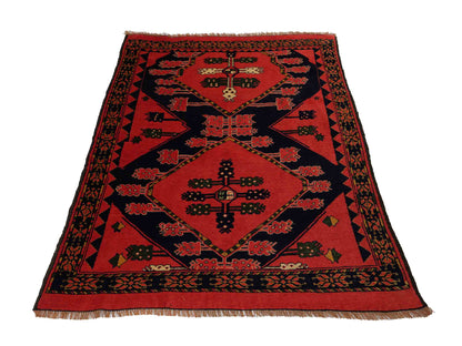 Feiner, handgeknüpfter Afghan Wollteppich von Khademi. Größe: 154 x 126 cm. Farbe: Rot. Verkauf durch JUPITER Intl.