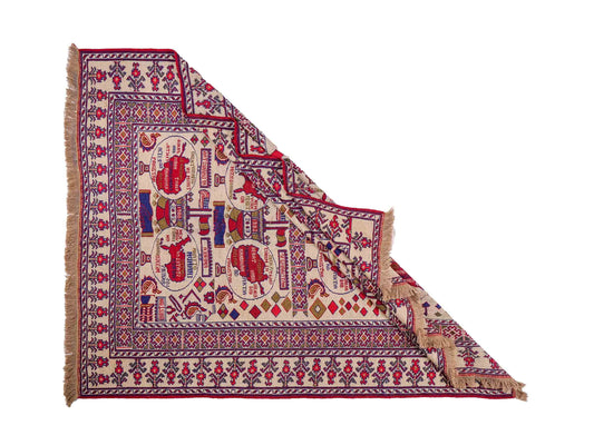 Feiner, handgeknüpfter Afghan Wollteppich von Khademi. Größe: 172 x 137 cm. Farbe: Cremeweiß, blau, rot. Verkauf durch JUPITER Intl.