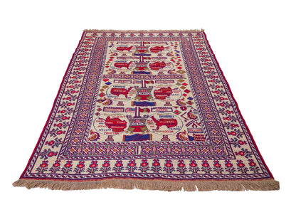 Feiner, handgeknüpfter Afghan Wollteppich von Khademi. Größe: 172 x 137 cm. Farbe: Cremeweiß, blau, rot. Verkauf durch JUPITER Intl.