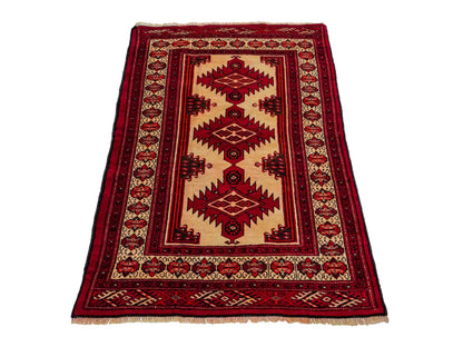 Antiker, handgeknüpfter Afghan Wollteppich von Khademi. Größe: 127 x 89 cm. Farbe: Cremeweiß, rot. Verkauf durch JUPITER Intl.